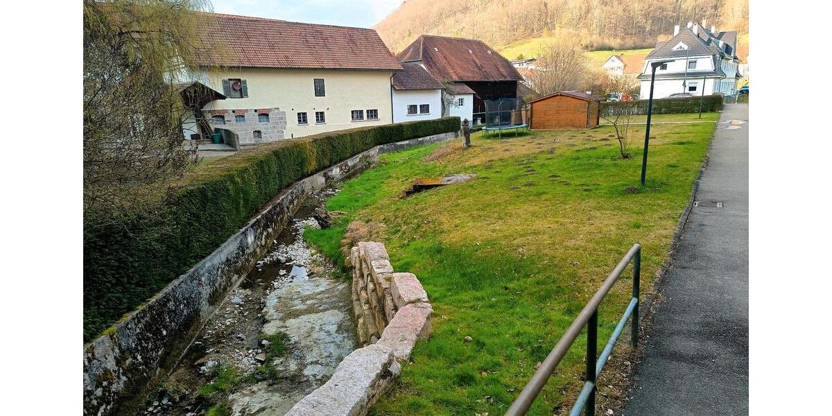 Etagenwohnung Dettingen an der Erms - 3 Zimmer, 63 m&sup2;, 155.000&euro; | Angebot:25960886