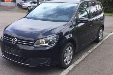 VW Touran 181.500 km 4.300 &euro; Metzingen 72555