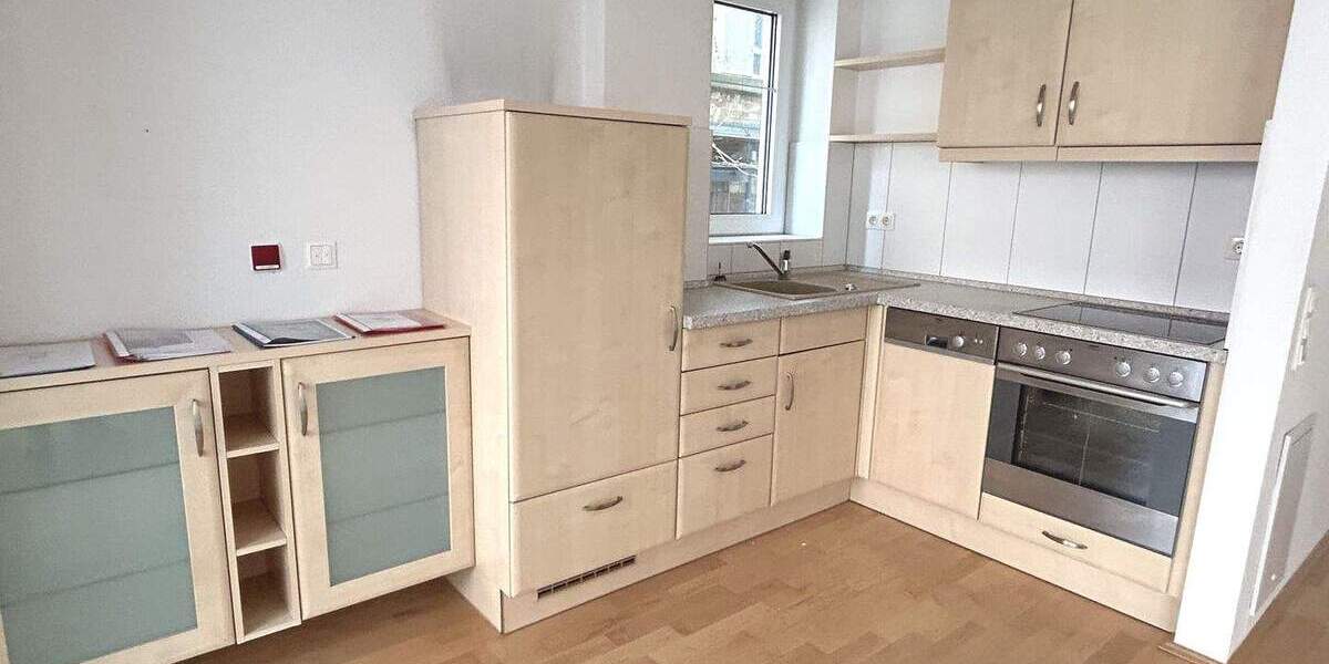 Etagenwohnung Stuttgart Mitte - 2 Zimmer, 52 m&sup2;, 310.000&euro; | Angebot:25679822