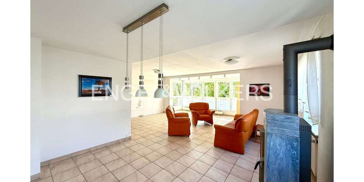 Etagenwohnung Reutlingen Altenburg - 4.5 Zimmer, 111 m&sup2;, 335.000&euro; | Angebot:27397750