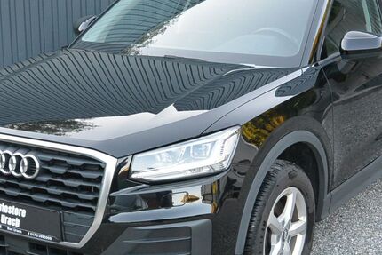Audi Q2 92.900 km 16.990 &euro; Bad Urach 72574