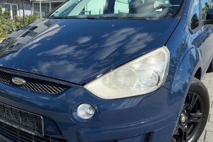 Ford S-Max 92.000 km 1.980 &euro; Holzgerlingen 71088