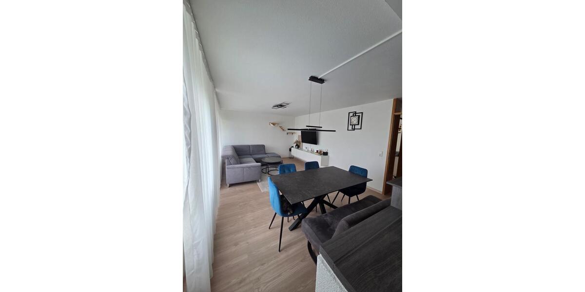 Etagenwohnung Sindelfingen Darmsheim - 3 Zimmer, 84 m&sup2;, 1.400&euro; | Angebot:26453474
