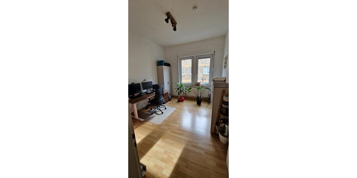 Etagenwohnung Stuttgart Stuttgart-Mitte - 3 Zimmer, 79 m&sup2;, 950&euro; | Angebot:25944191