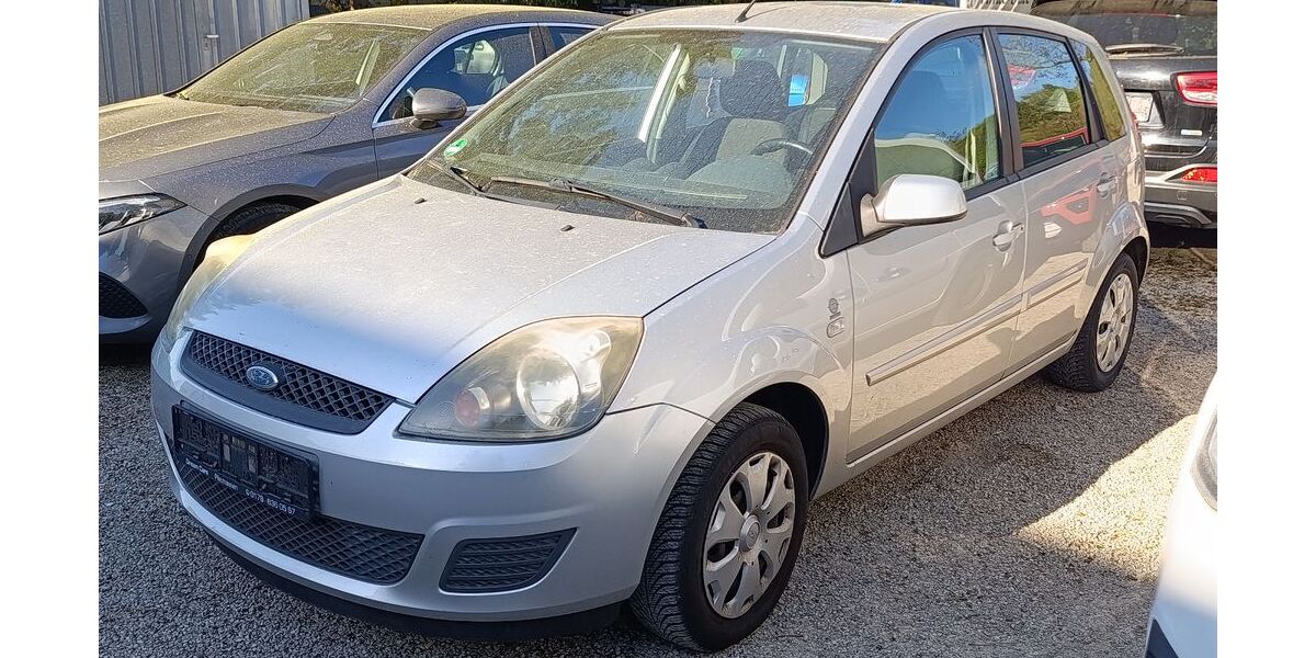 Ford Fiesta 145.111 km 1.650 &euro; Pfullingen 72793
