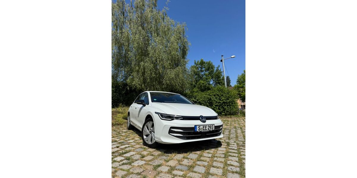 VW Golf 28.000 km 23.800 &euro; Stuttgart 70376