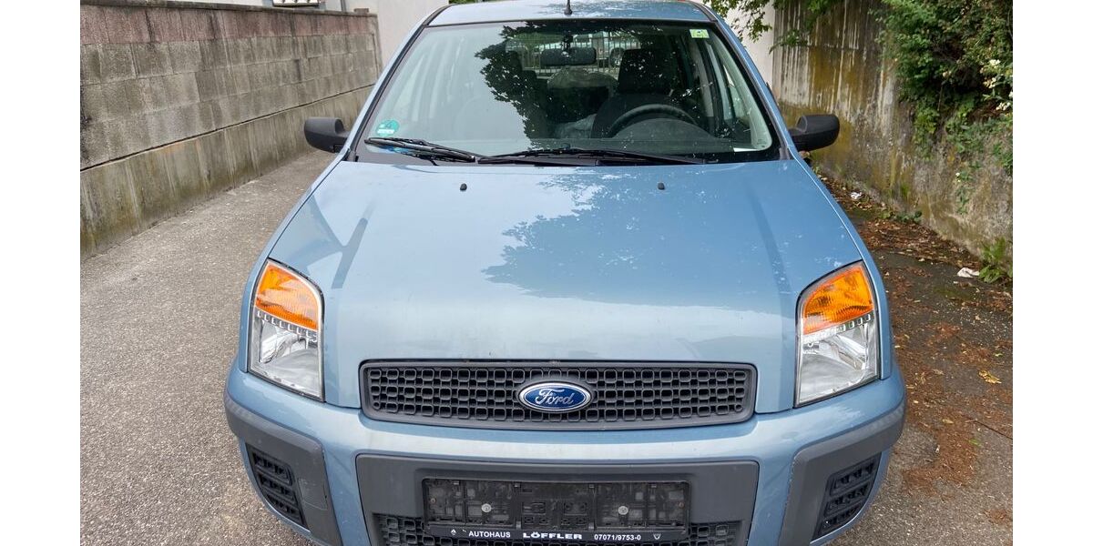 Ford Fusion 187.000 km 600 &euro; Reutlingen 72760