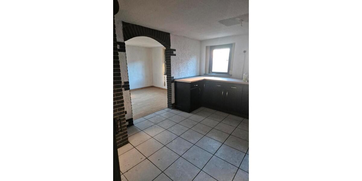 Einfamilienhaus Burladingen - 4 Zimmer, 111 m&sup2;, 95.000&euro; | Angebot:26185426