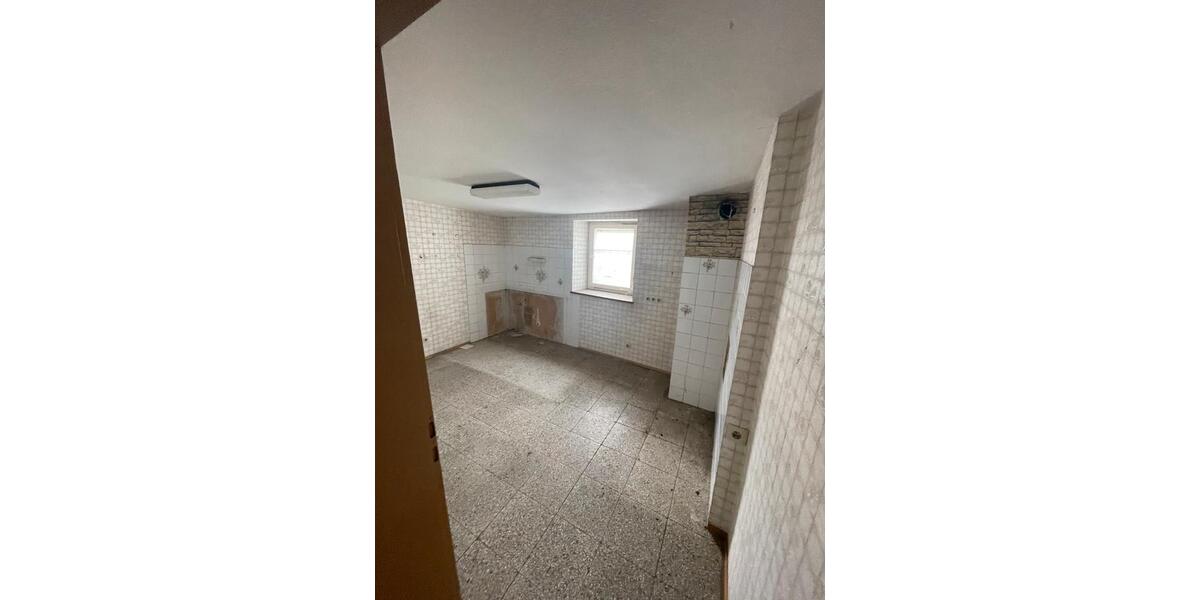 Einfamilienhaus Haigerloch - 9 Zimmer, 270 m&sup2;, 123.456&euro; | Angebot:25612396