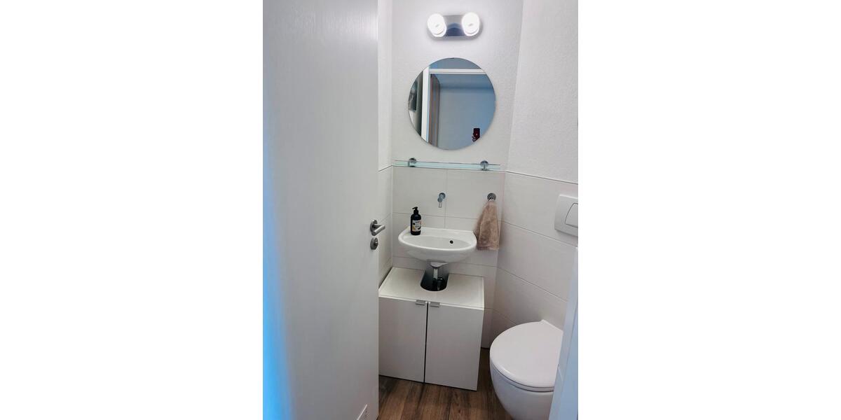 Etagenwohnung Schönaich - 3.5 Zimmer, 95 m&sup2;, 1.470&euro; | Angebot:26415175