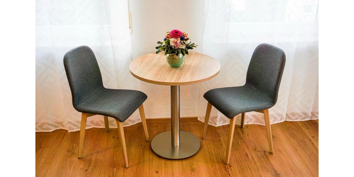 Etagenwohnung Neuhausen auf den Fildern - 1 Zimmer, 24 m&sup2;, 1.480&euro; | Angebot:25804649