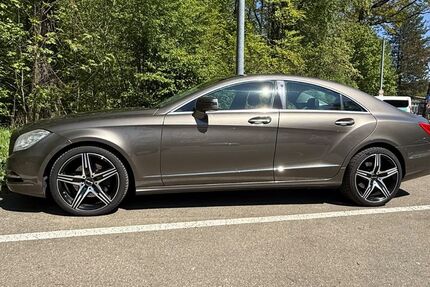 Mercedes-Benz CLS 350 207.000 km 16.000 &euro; Stuttgart 70619