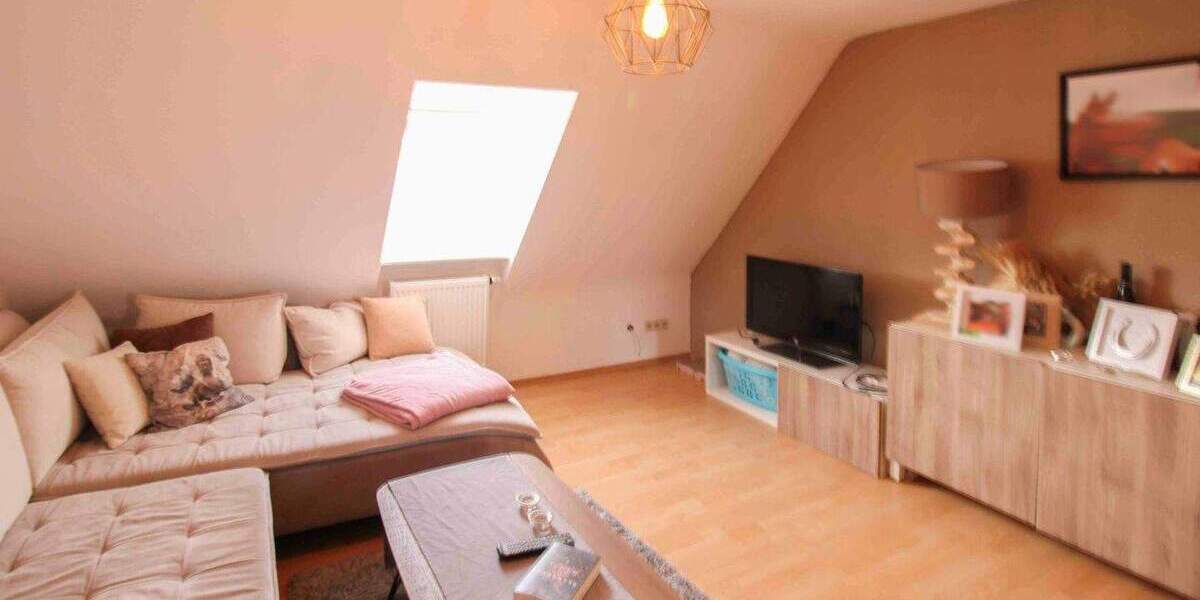 Mehrfamilienhaus, Wohnhaus Reutlingen Nordstadt - 7 Zimmer, 192 m&sup2;, 620.000&euro; | Angebot:25929003