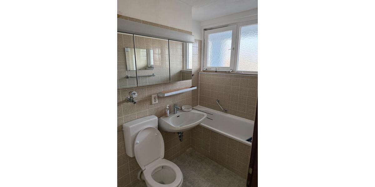 Etagenwohnung Stuttgart Vaihingen - 2 Zimmer, 60 m&sup2;, 950&euro; | Angebot:25379667