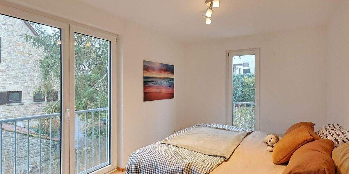 Doppelhaushälfte Waldenbuch - 5 Zimmer, 151 m&sup2;, 700.000&euro; | Angebot:25845921