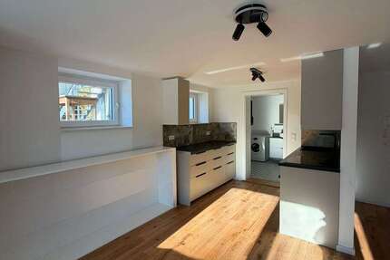 Wohnung Stuttgart - Vaihingen Vaihingen - 1 Zimmer, 52 m&sup2;, 900&euro; | Angebot:24397418