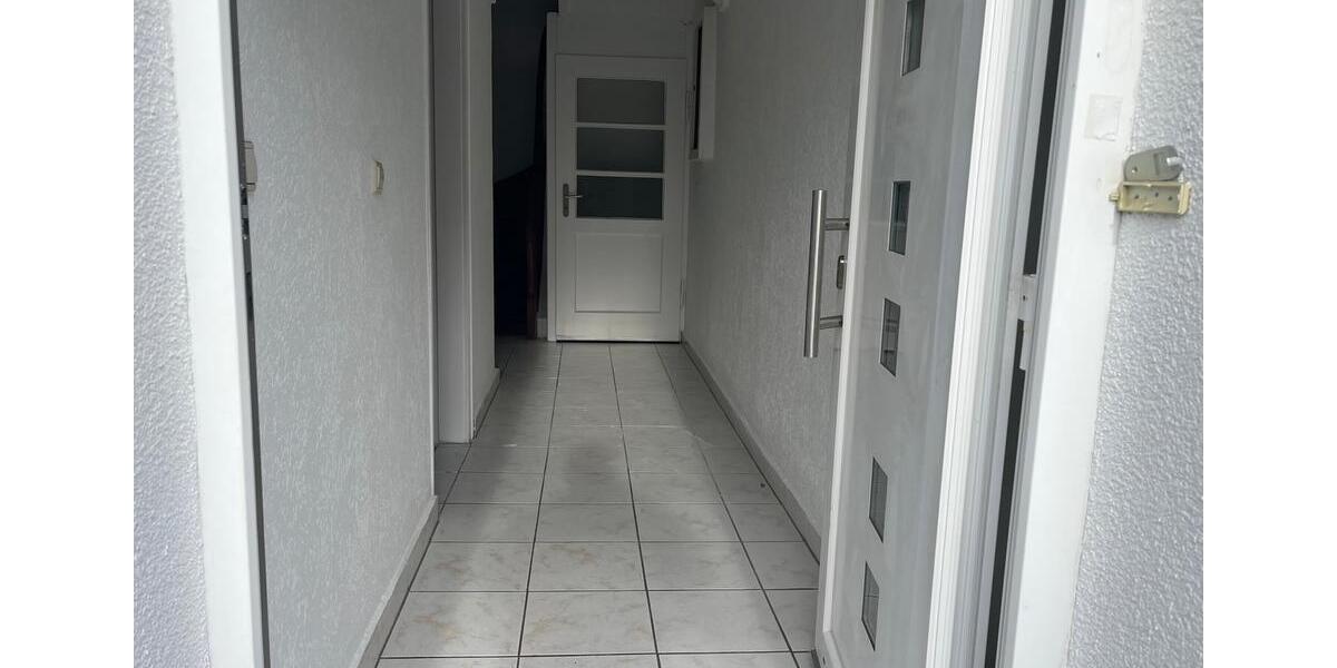 Doppelhaushälfte Reutlingen Altenburg - 7.5 Zimmer, 180 m&sup2;, 690.000&euro; | Angebot:27157500