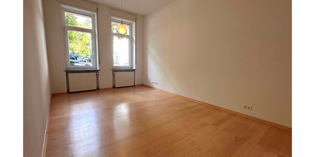 Gepflegte 3-Zi.-Altbauwohnung mit Balkon und großer Terrasse in Stuttgart-West - Erdgeschoßwohnung Stuttgart Stuttgart-West (Stadtbezirk) | Angebot:27505240