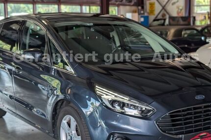 Ford S-Max 146.148 km 15.999 &euro; Reutlingen 72770