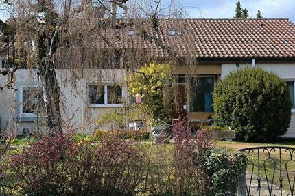 Haus Nürtingen - 9 Zimmer, 200 m&sup2;, 810.000&euro; | Angebot:26026081