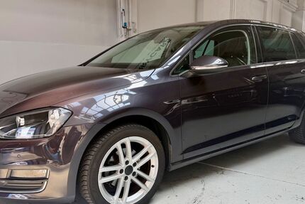 VW Golf 127.000 km 12.490 &euro; Gärtringen 71116