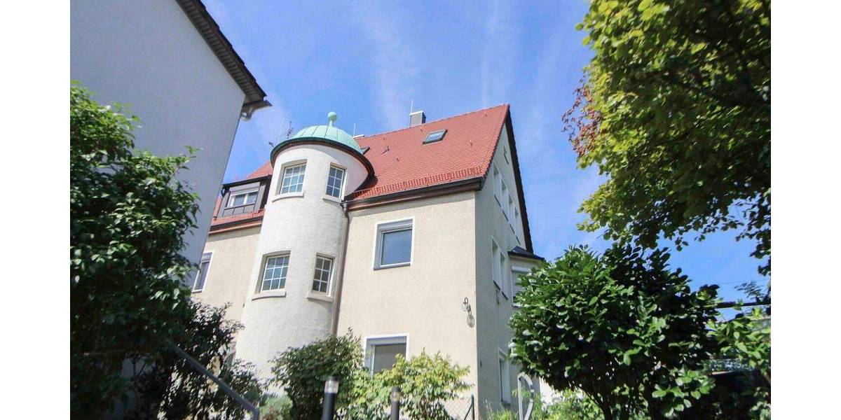 Mehrfamilienhaus, Wohnhaus Stuttgart Botnang - 9 Zimmer, 204 m&sup2;, 980.000&euro; | Angebot:26418214