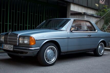 Mercedes-Benz 230 140.000 km 16.900 &euro; Aidlingen 71134