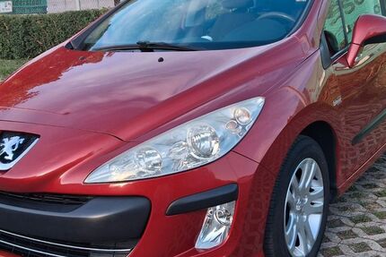 Peugeot 308 181.369 km 2.999 &euro; Filderstadt 70794