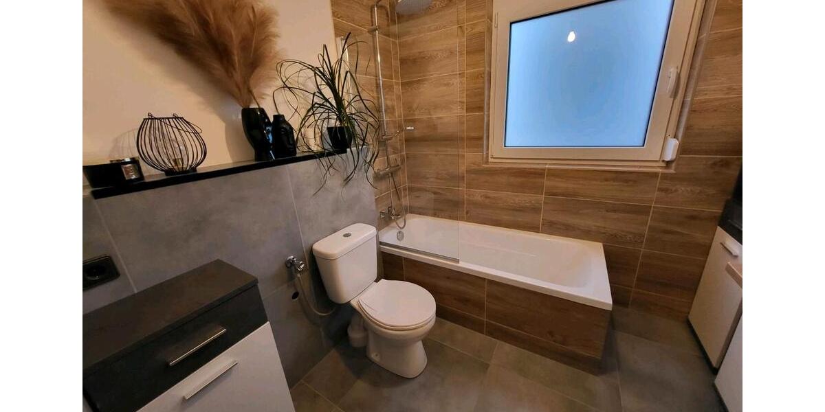 Erdgeschoßwohnung Bad Urach - 2 Zimmer, 40 m&sup2;, 900&euro; | Angebot:26478686