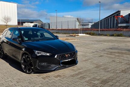 Cupra Leon 28.780 km 27.650 &euro; Althengstett 75382