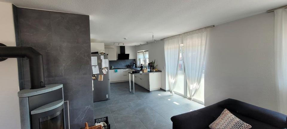 Etagenwohnung Gärtringen - 5 Zimmer, 100 m&sup2;, 1.800&euro; | Angebot:27547188