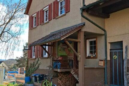 Wohnung Pliezhausen - 4 Zimmer, 100 m&sup2;, 900&euro; | Angebot:26023532