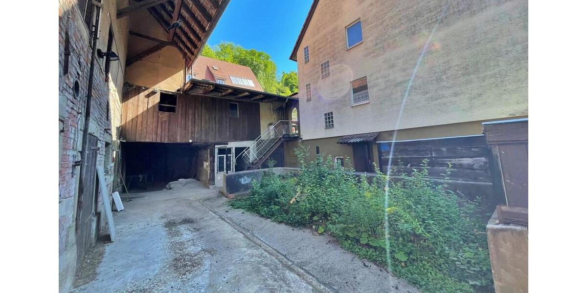 Mehrfamilienhaus, Wohnhaus Horb am Neckar - 11 Zimmer, 220 m&sup2;, 2.900&euro; | Angebot:25920770