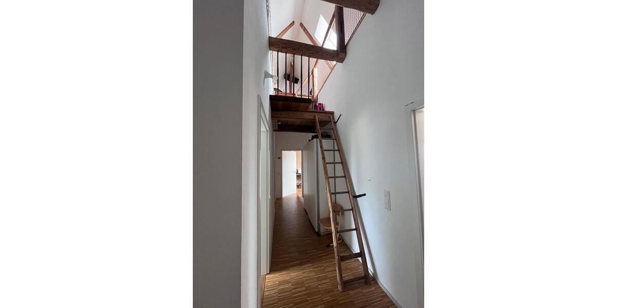 Etagenwohnung Gäufelden - 4.5 Zimmer, 144 m&sup2;, 1.600&euro; | Angebot:25594070