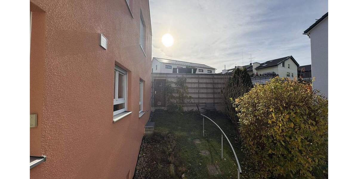 Etagenwohnung Böblingen Dagersheim - 3 Zimmer, 106 m&sup2;, 445.000&euro; | Angebot:25704280