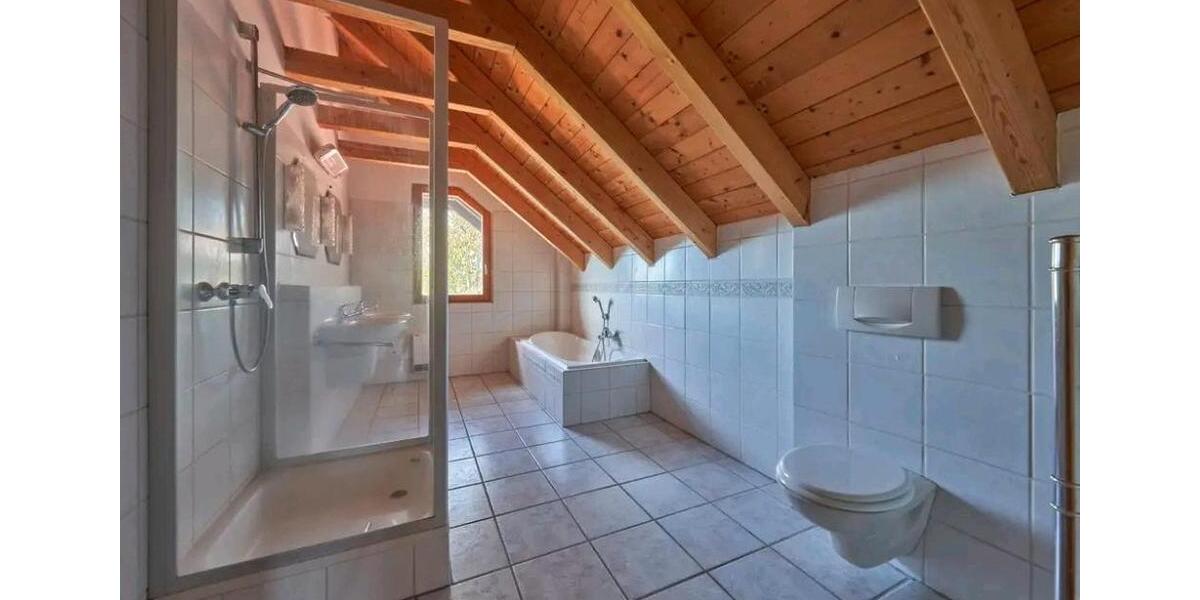 Einfamilienhaus Haigerloch - 7 Zimmer, 181 m&sup2;, 550.000&euro; | Angebot:26406284