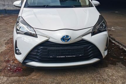 Toyota Yaris 63.287 km 12.000 &euro; Stuttgart 70437