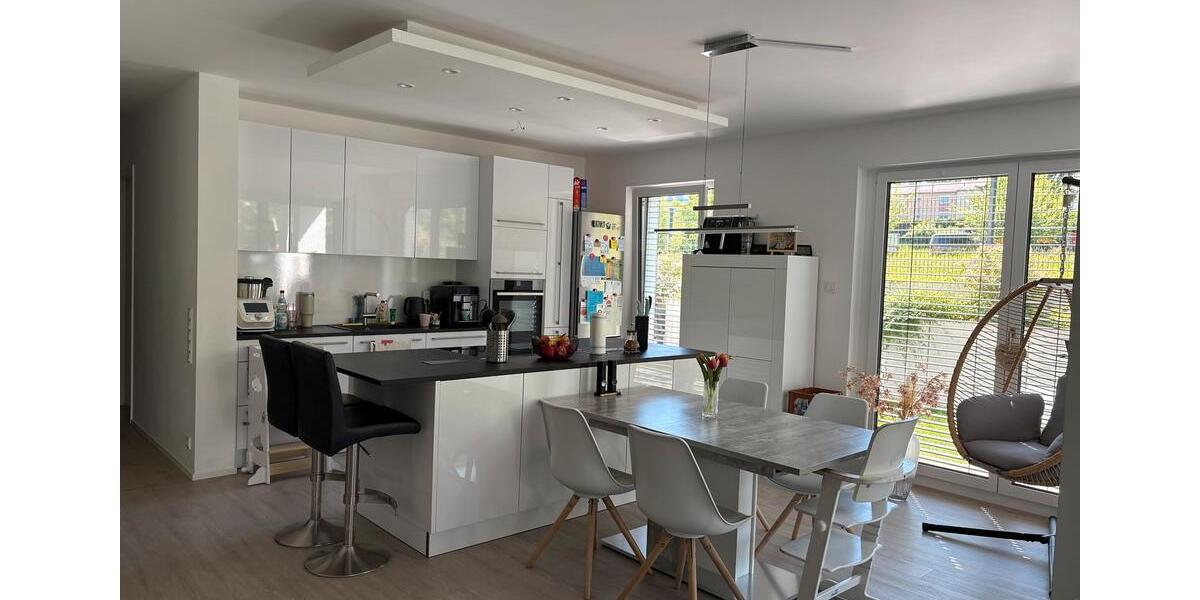 Terrassenwohnung Pfullingen - 4 Zimmer, 121 m&sup2;, 620.000&euro; | Angebot:26957484