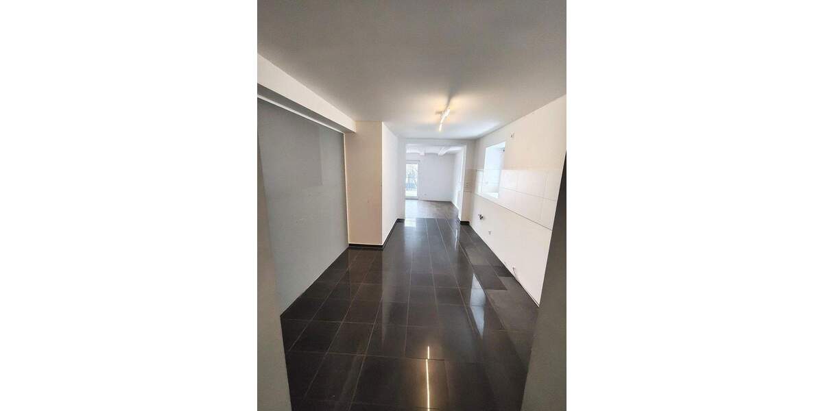 Etagenwohnung Reutlingen Rommelsbach - 3 Zimmer, 90 m&sup2;, 349.900&euro; | Angebot:25657484