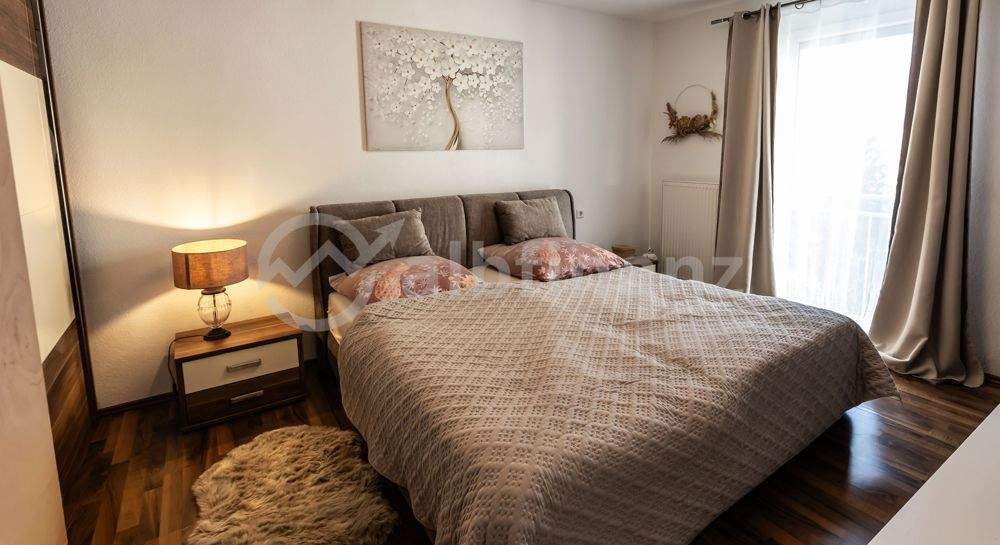 Etagenwohnung Metzingen - 4 Zimmer, 106 m&sup2;, 399.000&euro; | Angebot:25743275