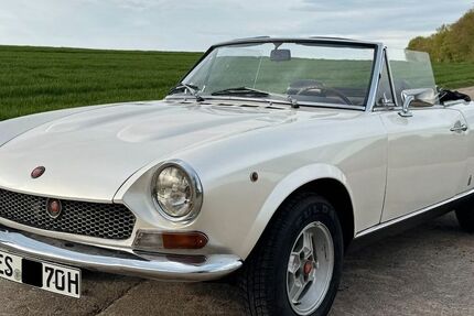 Fiat 124 Spider 141.880 km 10.400 &euro; Ostfildern 73760