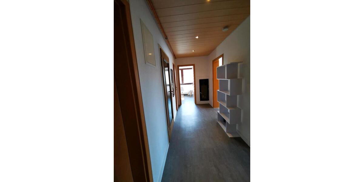Etagenwohnung Wolfschlugen - 1 Zimmer, 20 m&sup2;, 590&euro; | Angebot:25576425