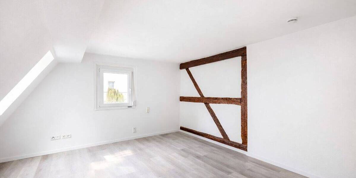 Doppelhaushälfte Stuttgart Degerloch - 6 Zimmer, 97 m&sup2;, 350.000&euro; | Angebot:26569595