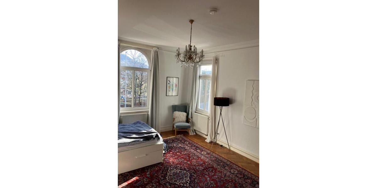 Etagenwohnung Reutlingen - 4.5 Zimmer, 145 m&sup2;, 1.700&euro; | Angebot:25959860