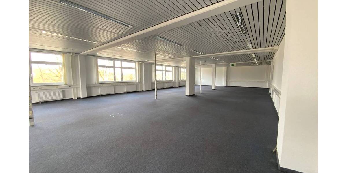 Gewerbeobjekt Sindelfingen Mitte - 3.680&euro; | Angebot:25704142