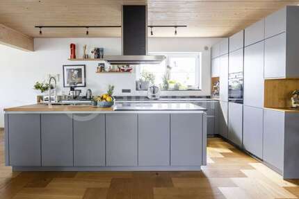 Gewerbeobjekt Pfullingen - 1.300.000&euro; | Angebot:25459063