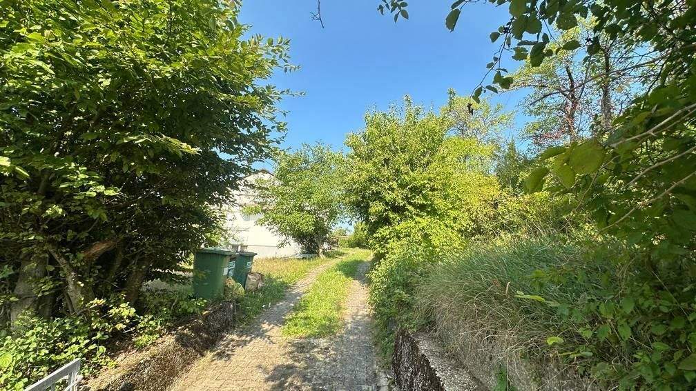 Mehrfamilienhaus, Wohnhaus Ostelsheim - 9 Zimmer, 210 m&sup2;, 649.000&euro; | Angebot:25737007