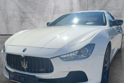 Maserati Ghibli 75.900 km 34.490 &euro; Nürtingen bei Stuttgart 72622