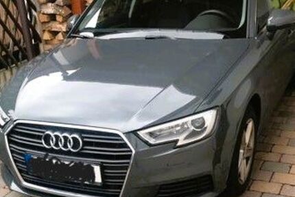 Audi A3 136.000 km 12.800 &euro; Sonnenbühl 72820