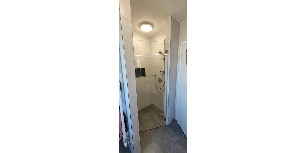 Etagenwohnung Gärtringen - 5 Zimmer, 100 m&sup2;, 1.800&euro; | Angebot:27547188